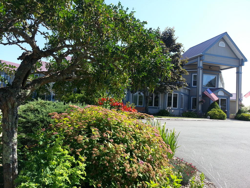 Granite Town Hotel Saint George Bagian luar foto