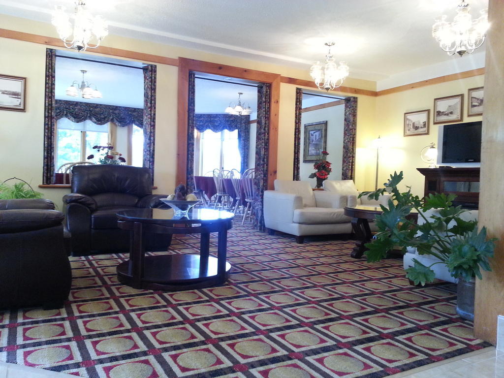 Granite Town Hotel Saint George Bagian luar foto