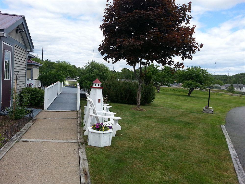 Granite Town Hotel Saint George Bagian luar foto