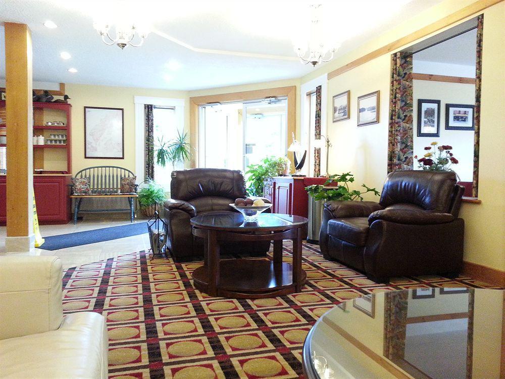 Granite Town Hotel Saint George Bagian luar foto