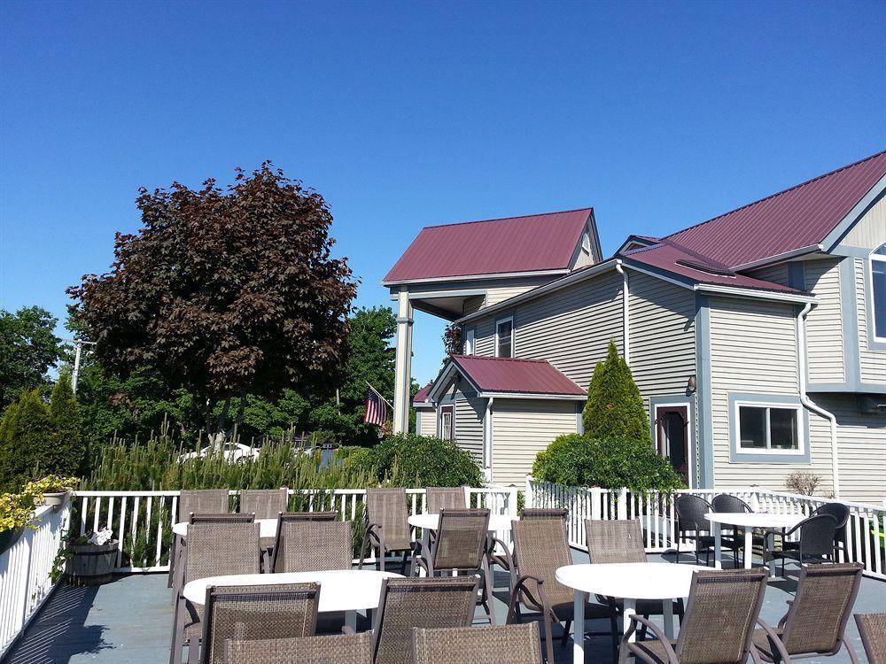 Granite Town Hotel Saint George Bagian luar foto