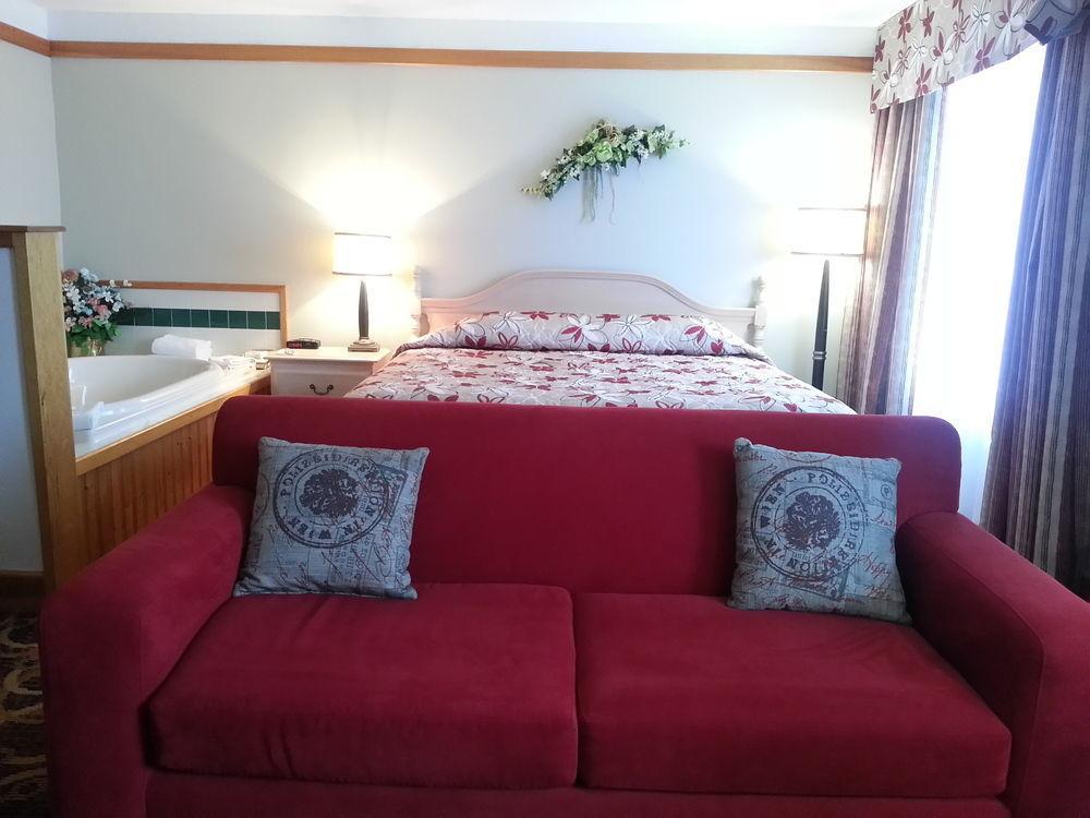 Granite Town Hotel Saint George Bagian luar foto