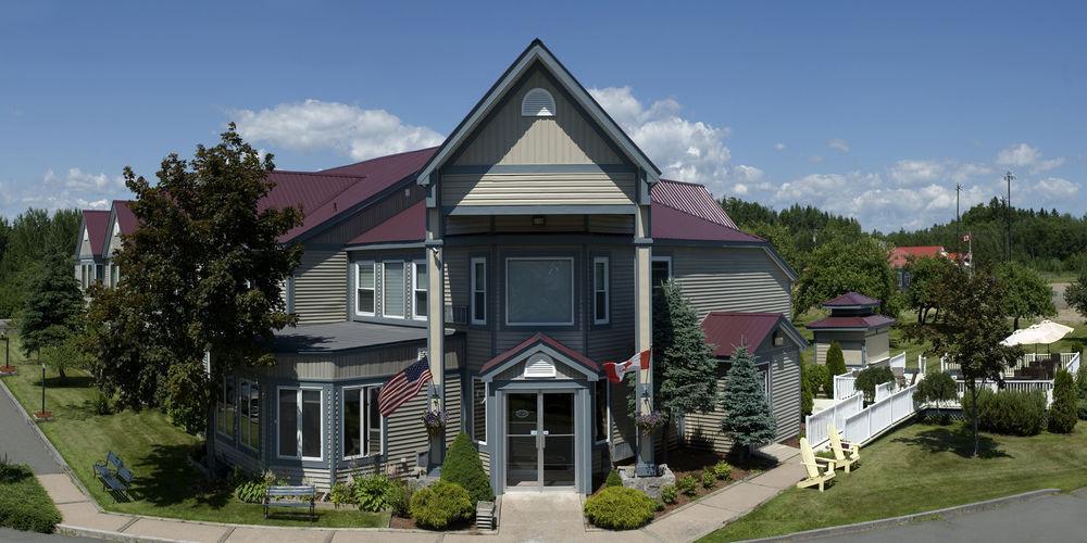 Granite Town Hotel Saint George Bagian luar foto
